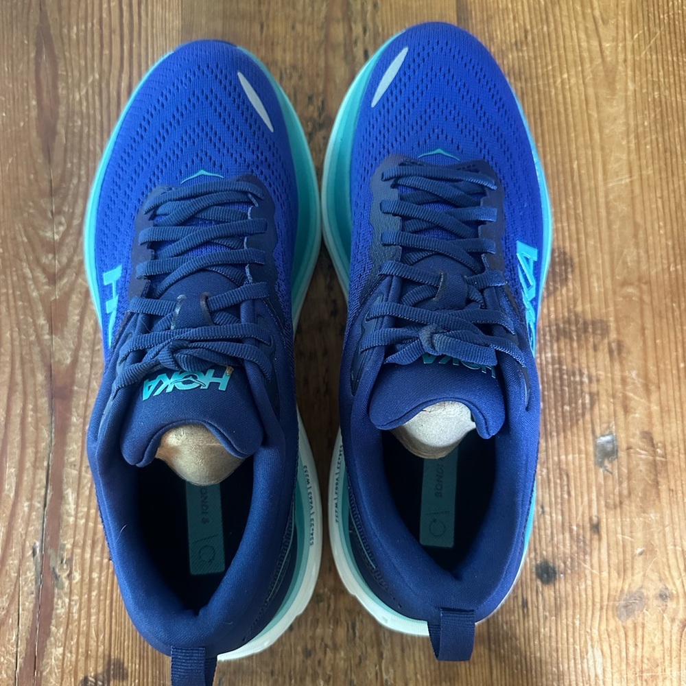 Hoka Women Bondi 8 NWT Women’s 9.5